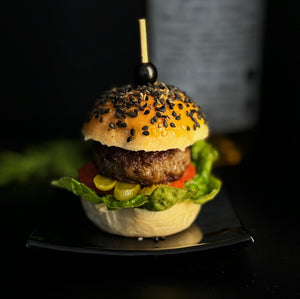 
                  
                    Mini Burger (6pc) - Yacht Classics - yacht2yacht.delivery - Yacht Catering - Yacht Delivery - Yacht Charter Mallorca
                  
                