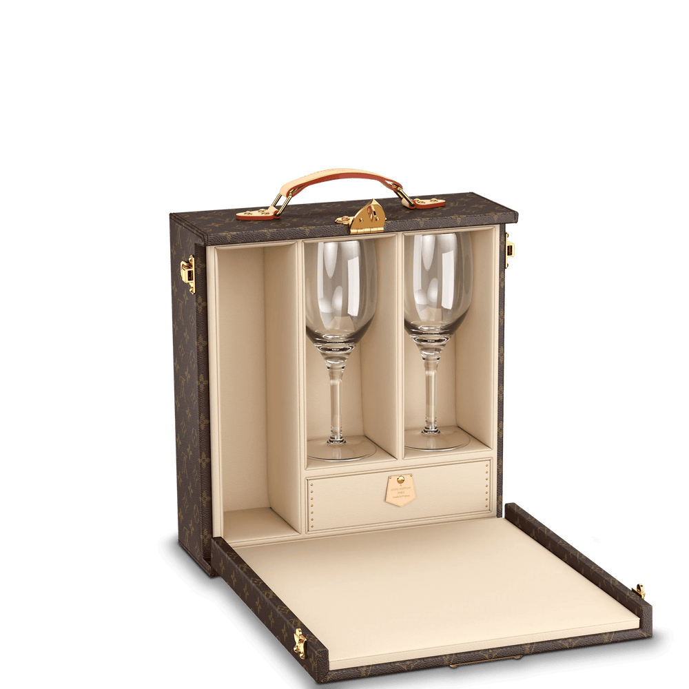 WINE CASE - Yacht Catering & Delivery Mallorca –